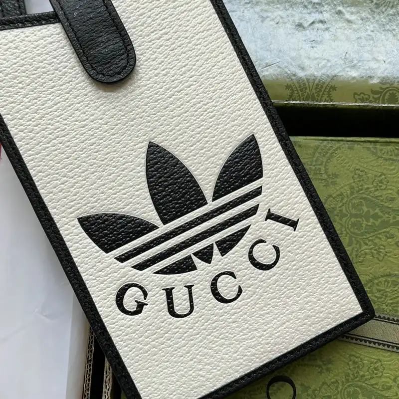 Cheap Gucci Bag 2207YA0017