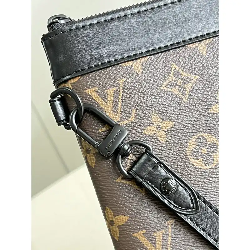 LV Bag 2207YA0020