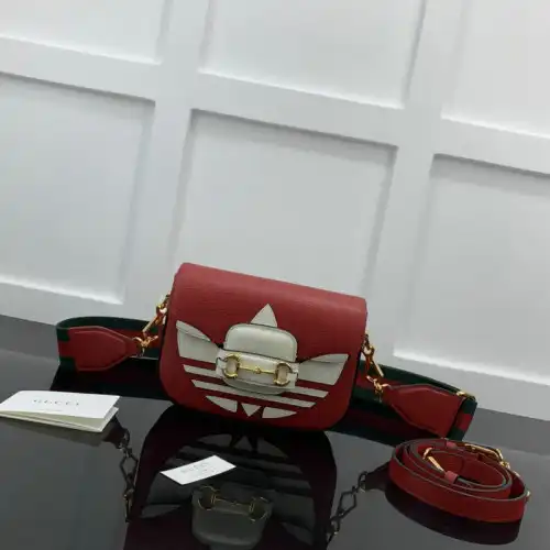 Gucci Bag 2207YA0036