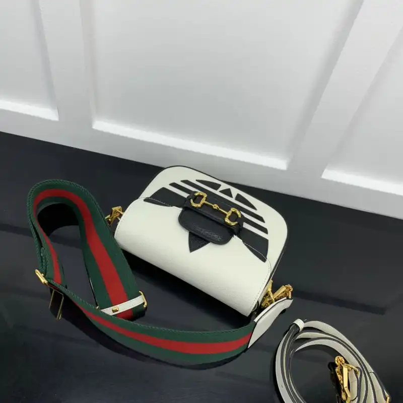 Gucci Bag 2207YA0038