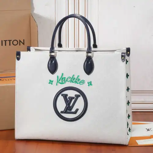 LV Bag 2207YA0041