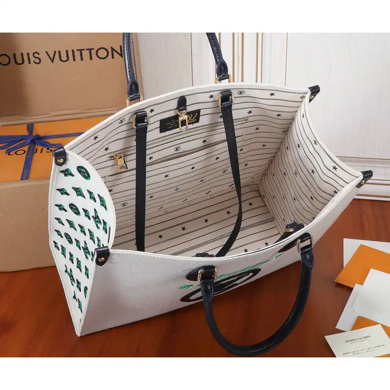 LV Bag 2207YA0041