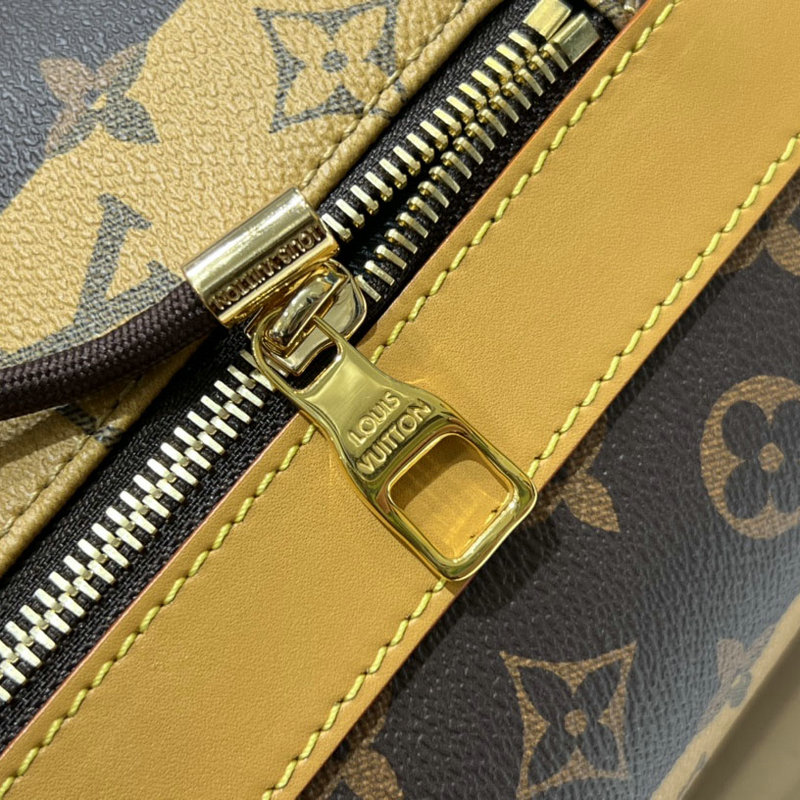 LV Bag 2207YA0047