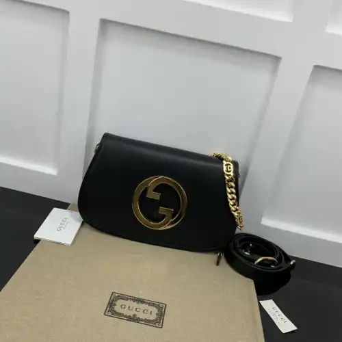 Gucci Bag 2207YA0056