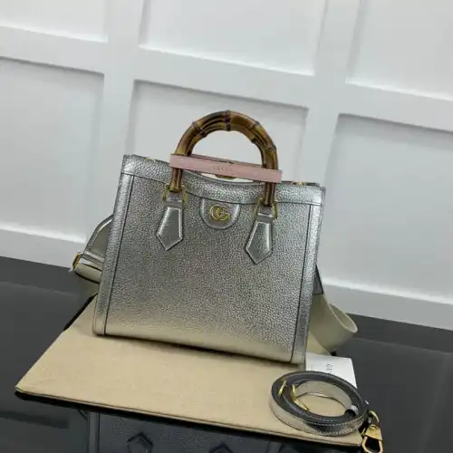 Gucci Bag 2207YA0068