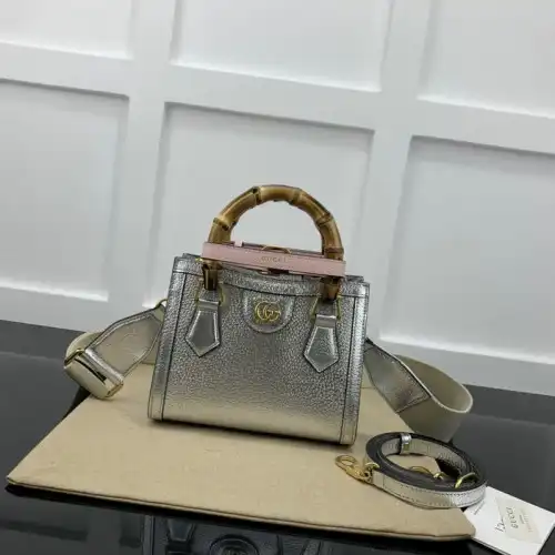 Gucci Bag 2207YA0069