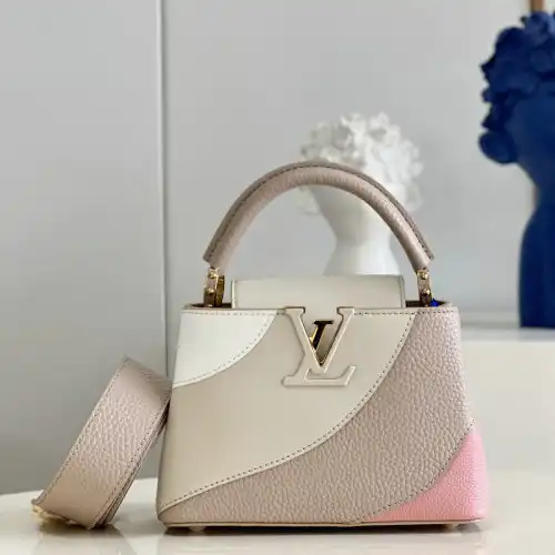 LV Bag 2207YA0078