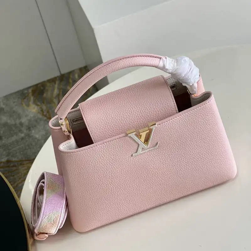 LV Bag 2207YA0082