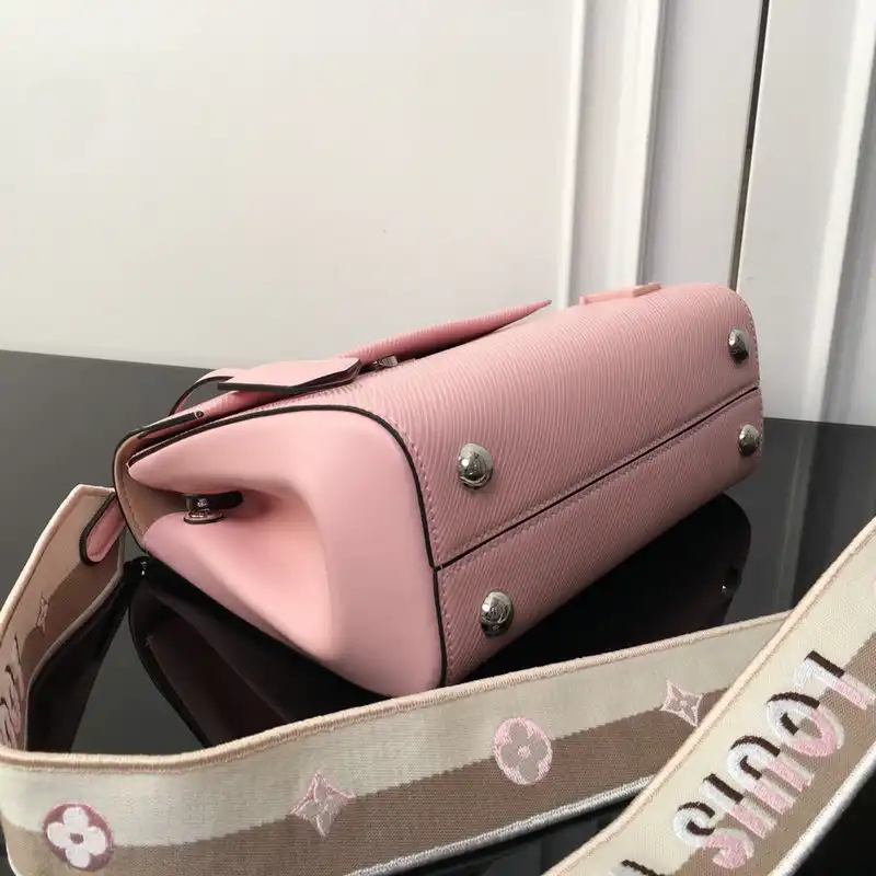 LV Bag 2208DJ0007