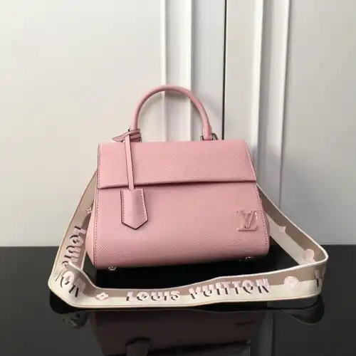 LV Bag 2208DJ0007