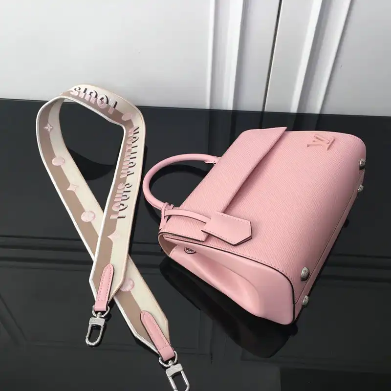 LV Bag 2208DJ0007