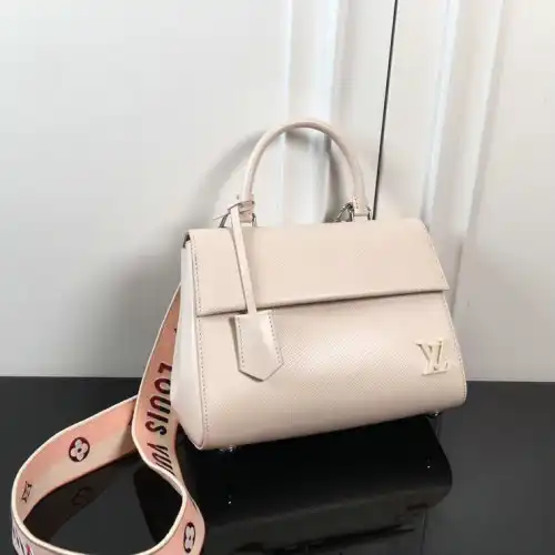 LV Bag 2208DJ0008