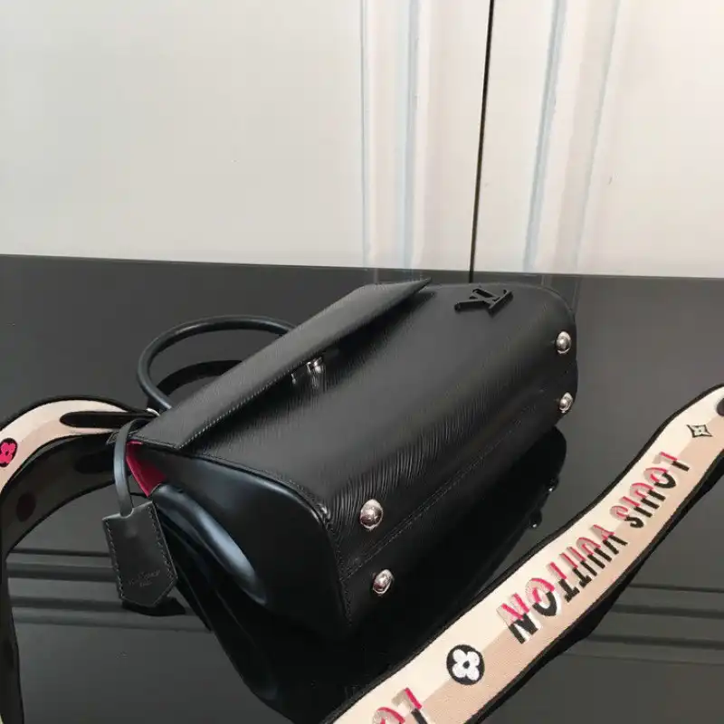 Official FashionRep LV Bag 2208DJ0011