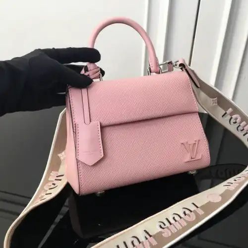 LV Bag 2208DJ0012