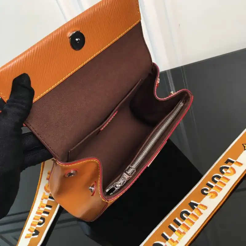 LV Bag 2208DJ0016