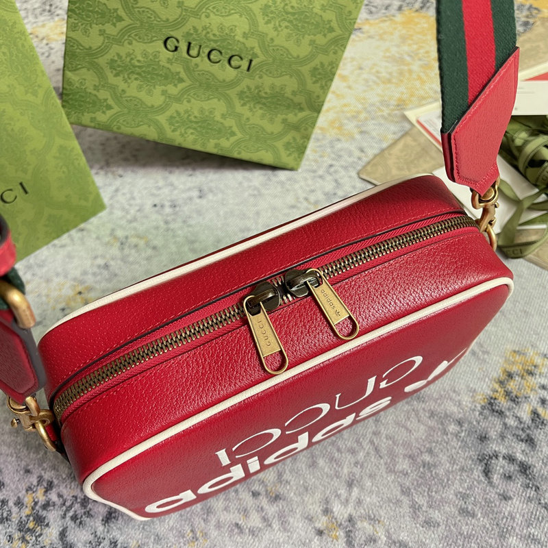 FASH Gucci Bag 2208DJ0040