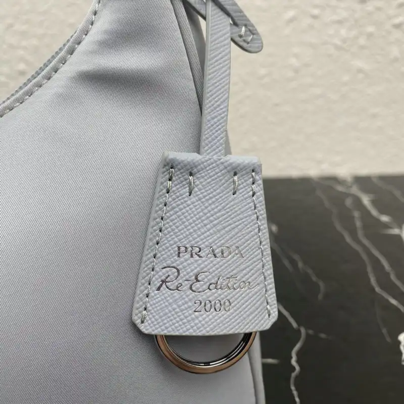 Fashionrepsfam ru Prada Bag 2208DJ0048