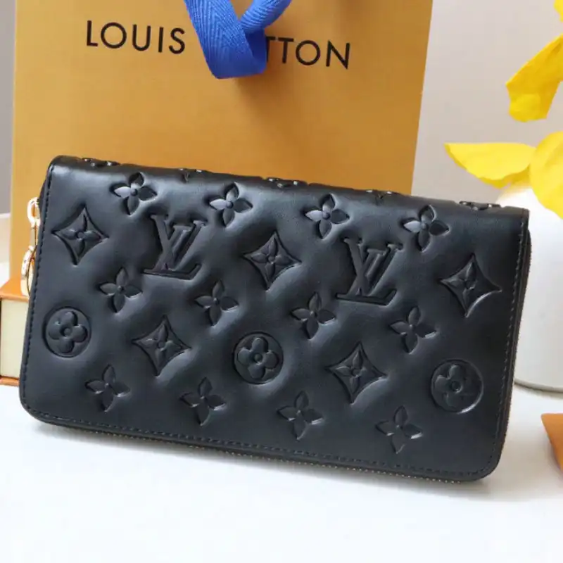 LV Bag 2208DJ0050