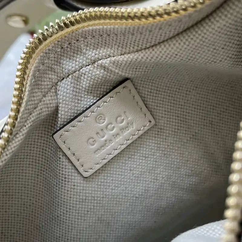 Gucci Bag 2208YA0007