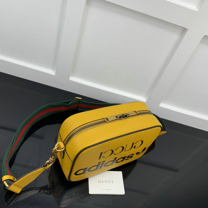 FASH Gucci Bag 2208YA0020