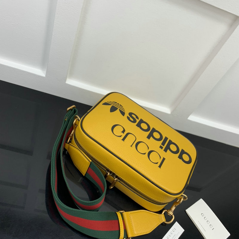 FASH Gucci Bag 2208YA0020