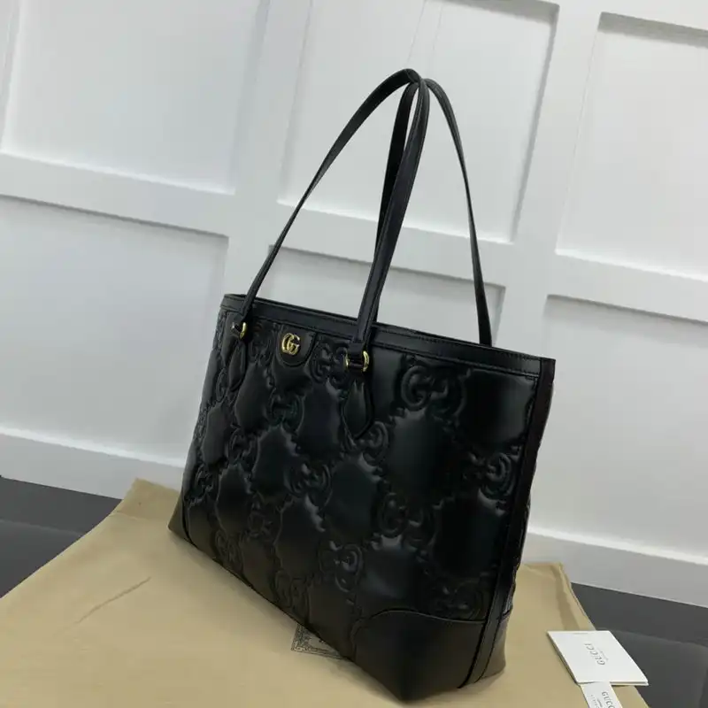 Cheap Gucci Bag 2208YA0021