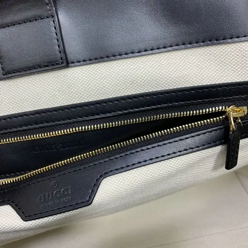 Gucci Bag 2208YA0021