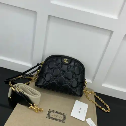 Gucci Bag 2208YA0029