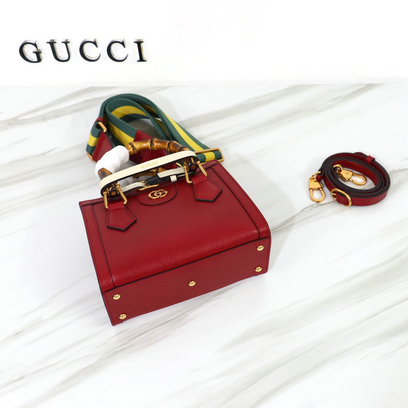 FASH Gucci Bag 2209DJ0005