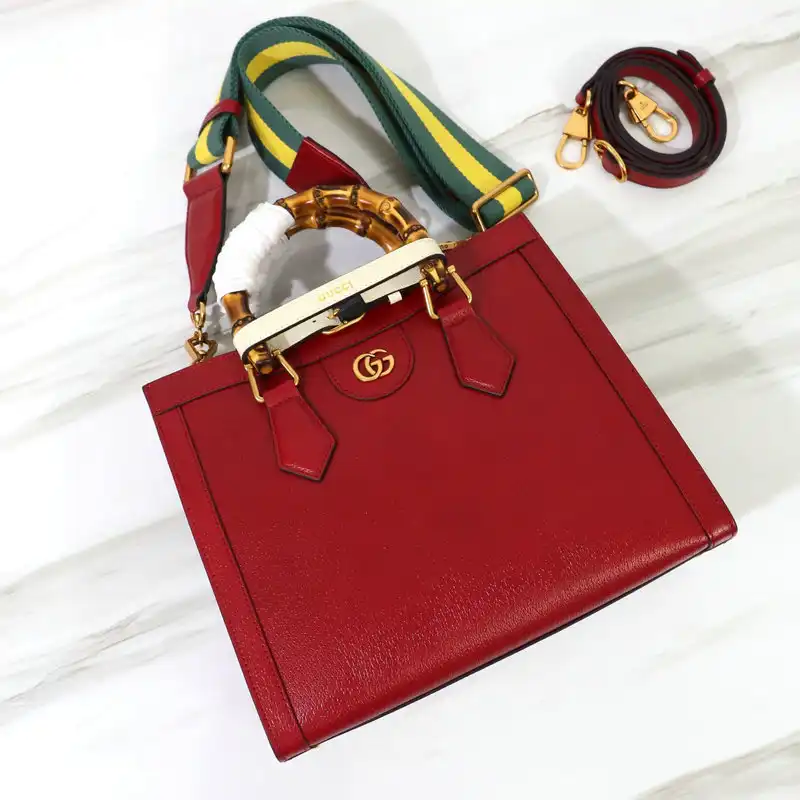 Gucci Bag 2209DJ0006