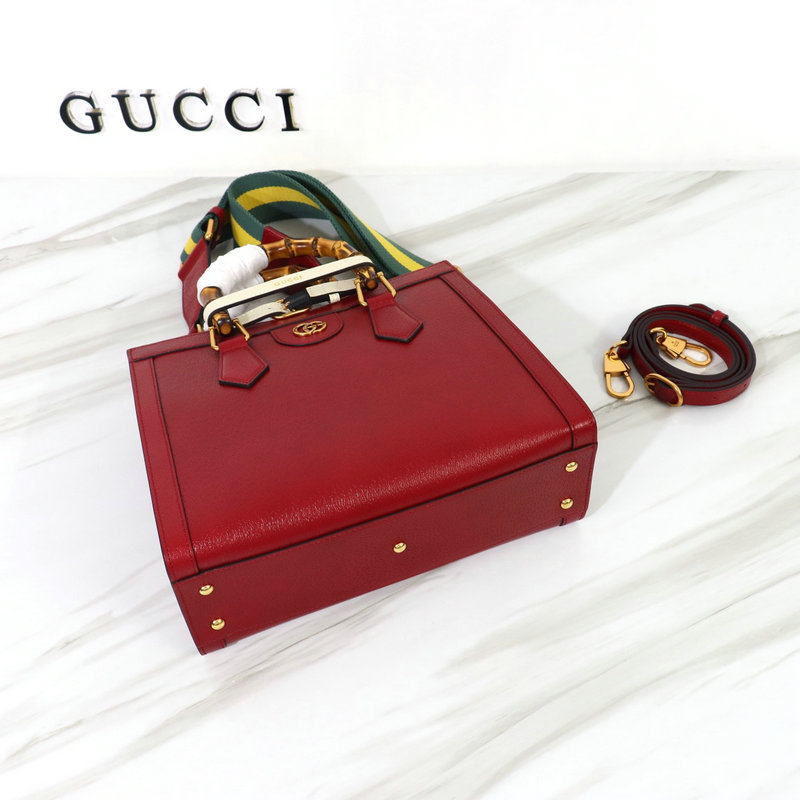 FASH Gucci Bag 2209DJ0006