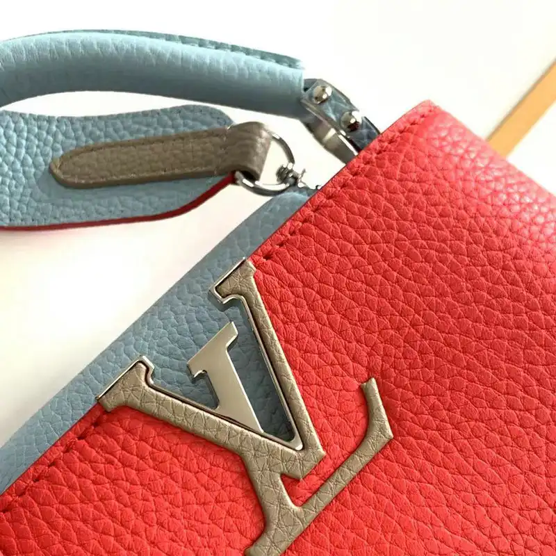 LV Bag 2209DJ0024