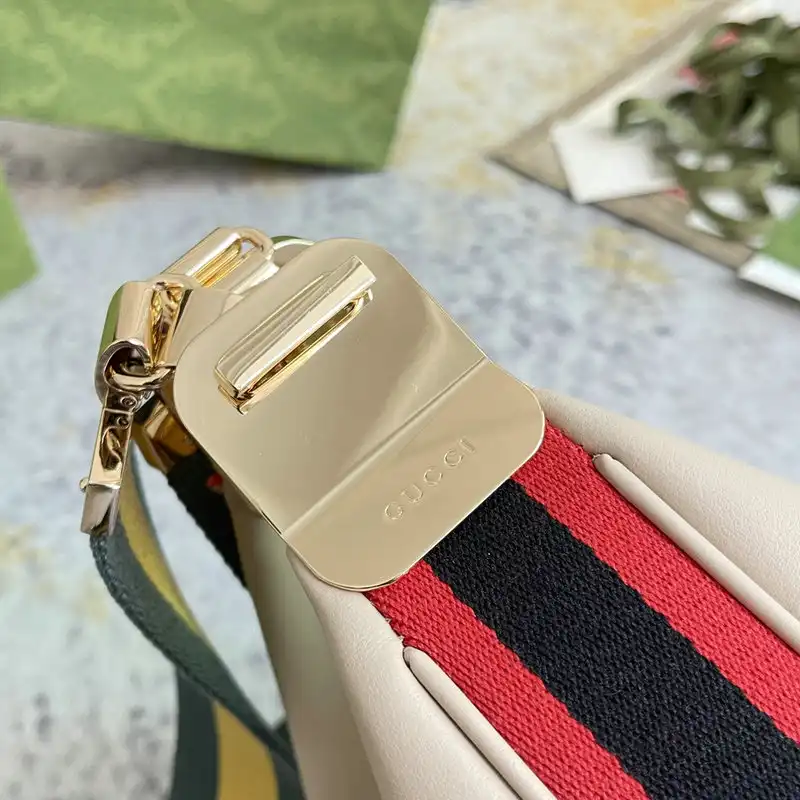 Gucci Bag 2209DJ0032