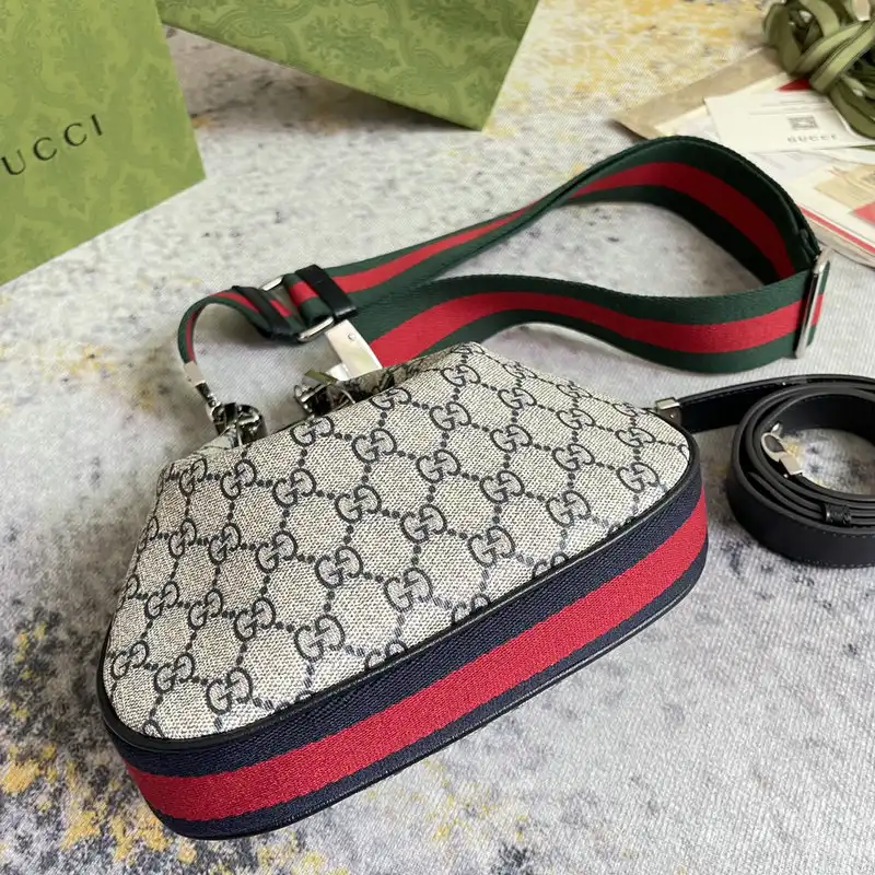 Cheap Gucci Bag 2209DJ0034