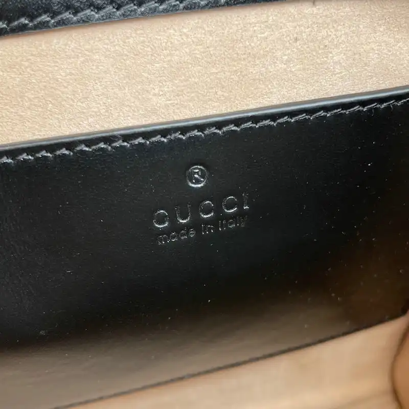 Cheap Gucci Bag 2209DJ0037