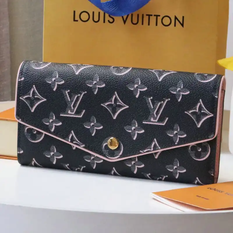 LV Bag 2209DJ0043