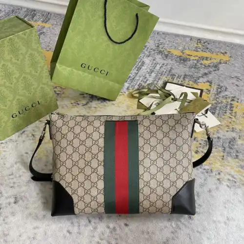 Gucci Bag 2209DJ0050