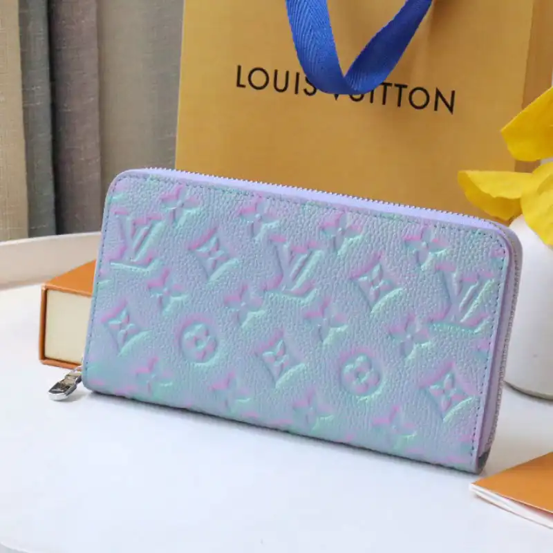 LV Bag 2209DJ0068