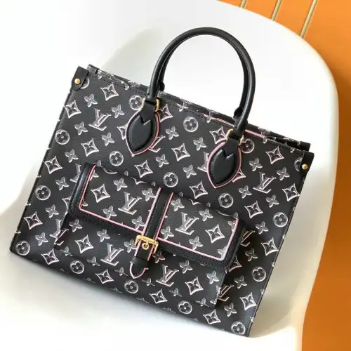 LV Bag 2209DJ0078