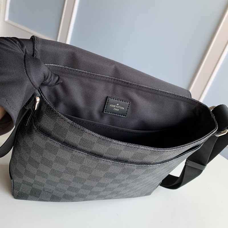 FASH LOUIS VUITTON Bag 2209HT0001