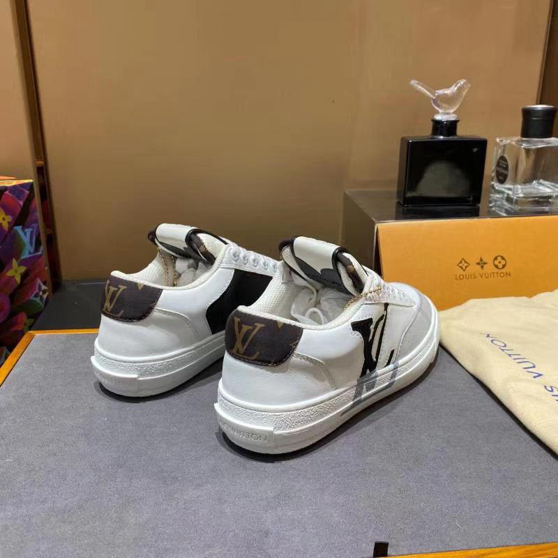 FASH LOUIS VUITTON Shoes 2209MP0017