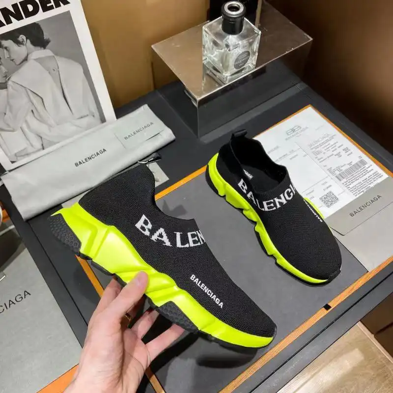 Balenciaga Shoes 2209MP0022