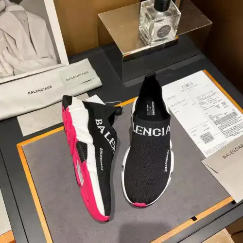 Balenciaga Shoes 2209MP0025