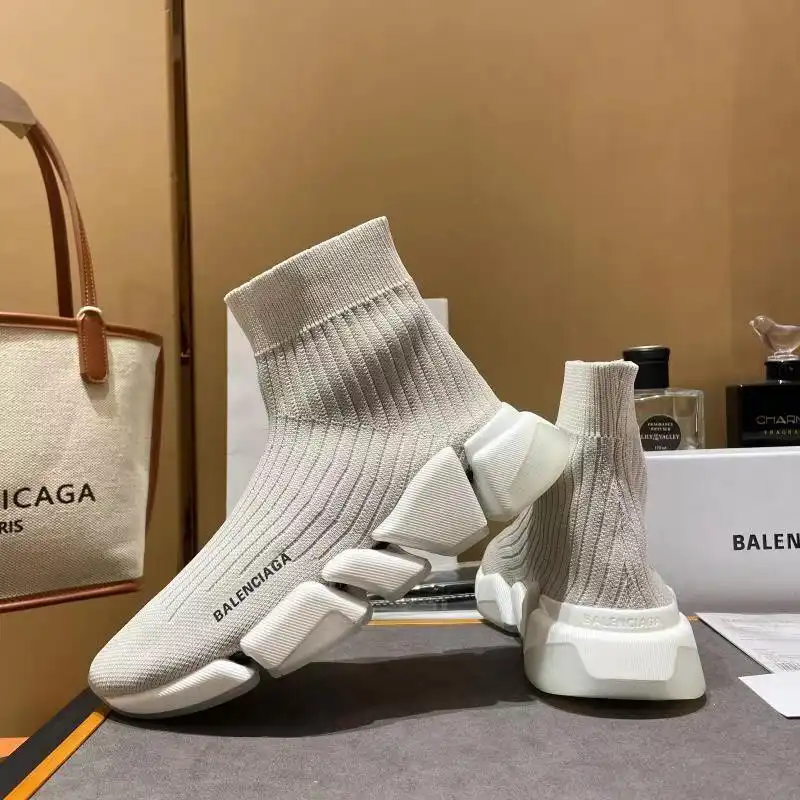 Balenciaga Shoes 2209MP0027