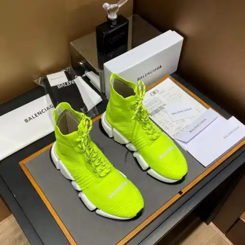 Balenciaga Shoes 2209MP0033