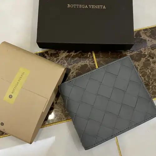 Bottega Veneta Bag 2209SF0001