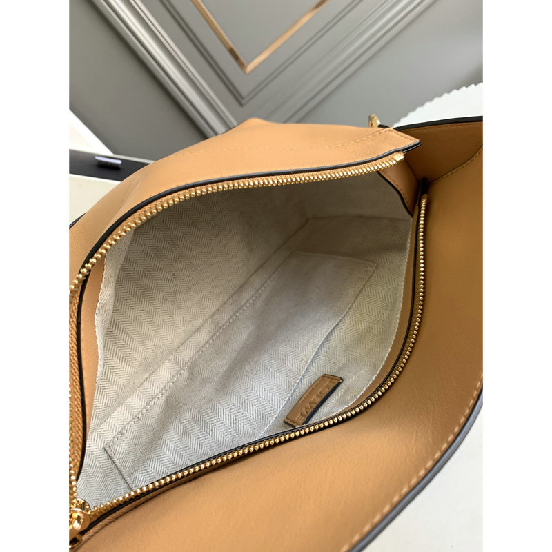 FASH Loewe Bag 2209SW0001