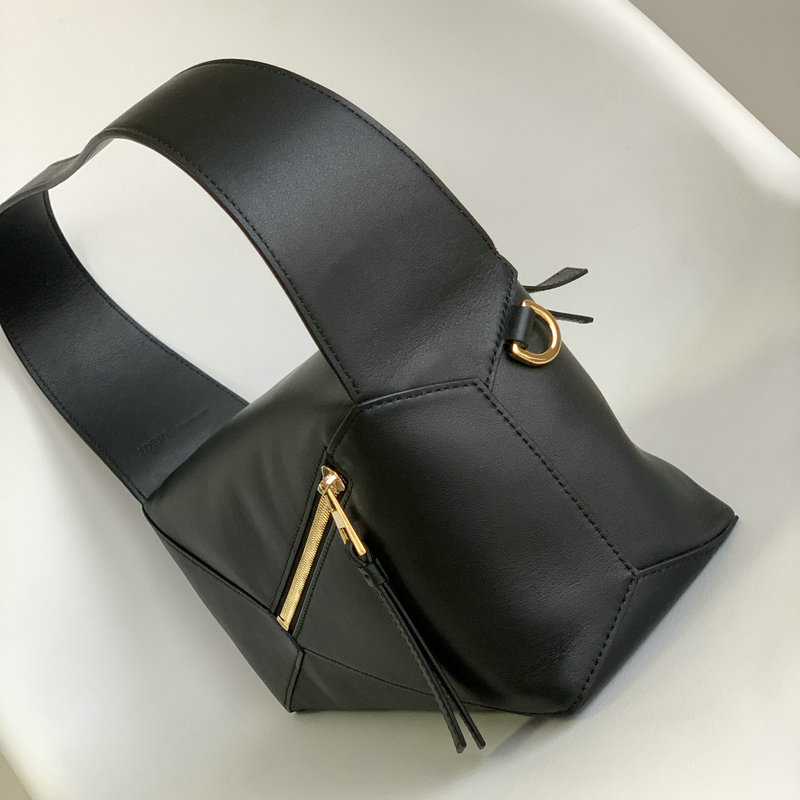 FASH Loewe Bag 2209SW0004