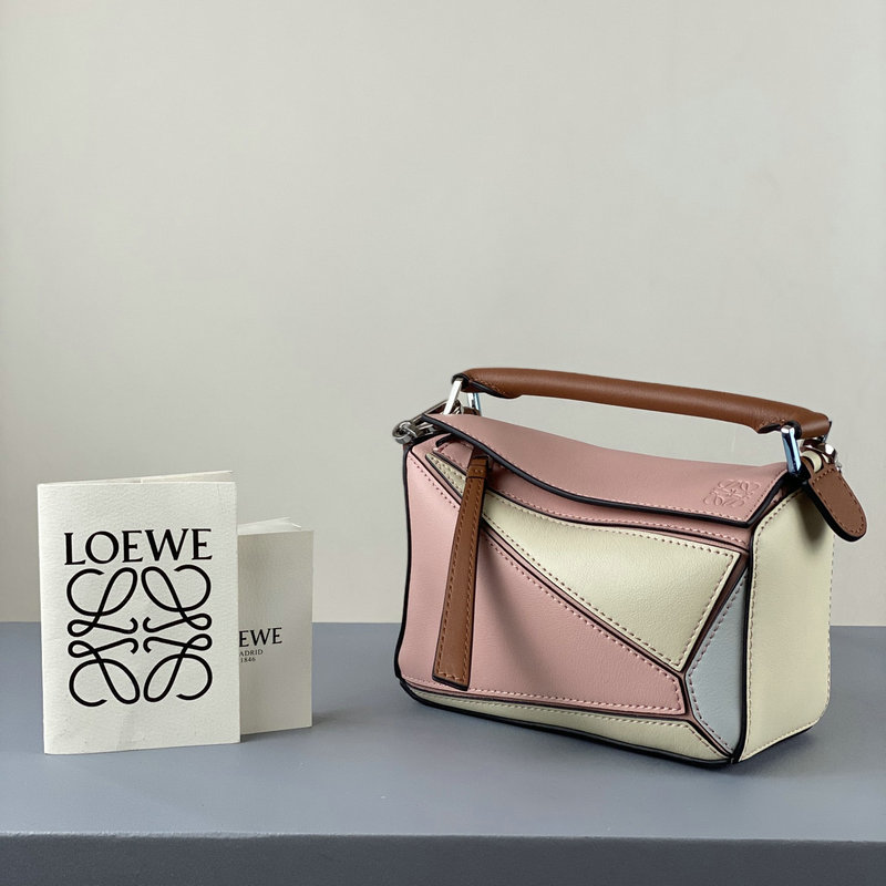 FASH Loewe Bag 2209SW0014