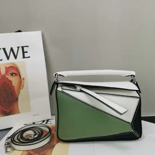 Loewe Bag 2209SW0015